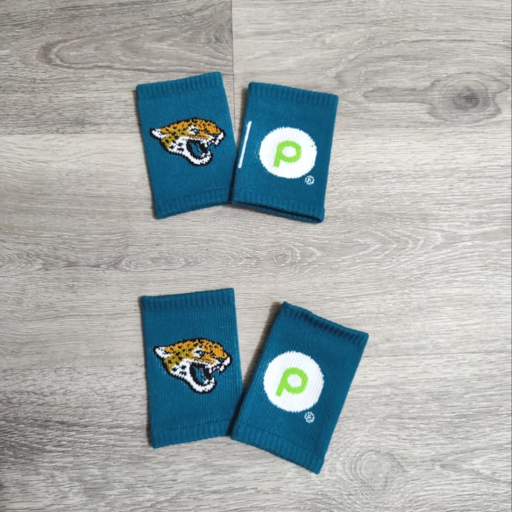 🎉NEW Jacksonville Jaguars Sport Wrist Sweat Band - Picture 2 of 3